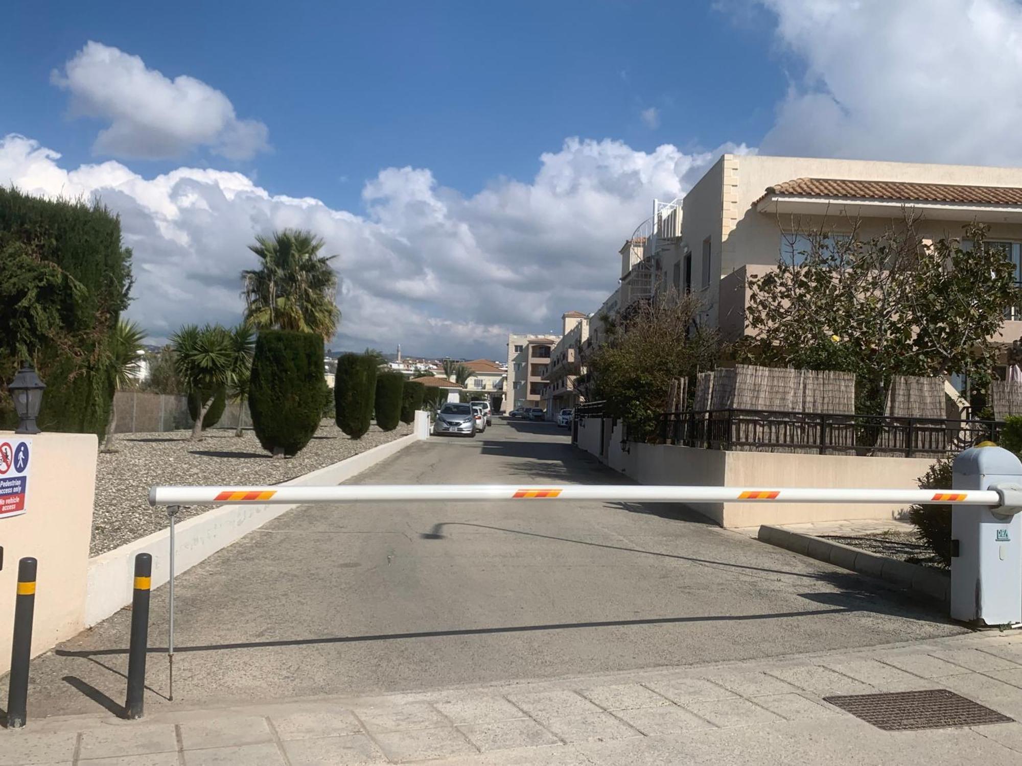 Royal Seacrest Residence Paphos Exterior photo